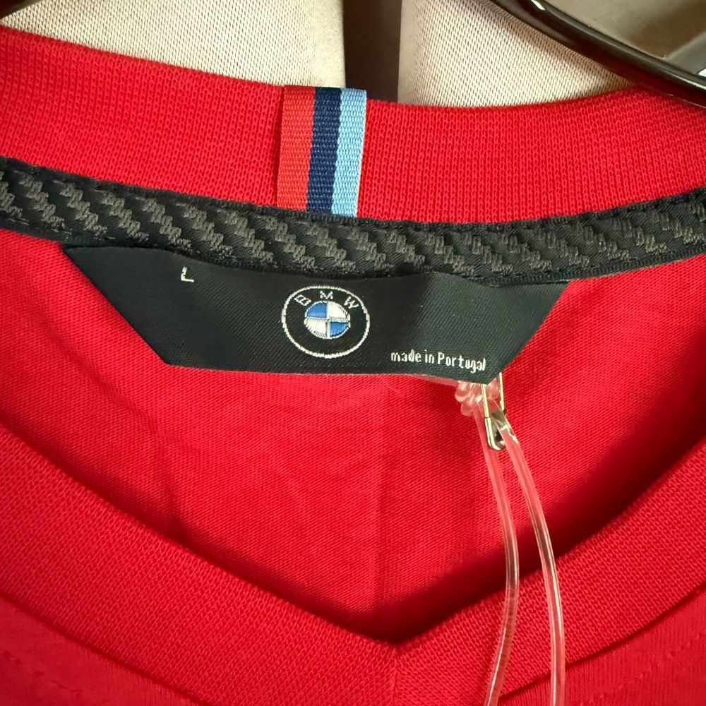 BMW Red Short Sleeve Tee with Classic Design - Picture 4 of 6